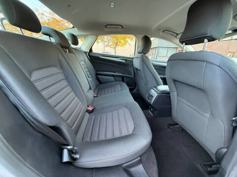 2019 Ford Fusion Hybrid SE