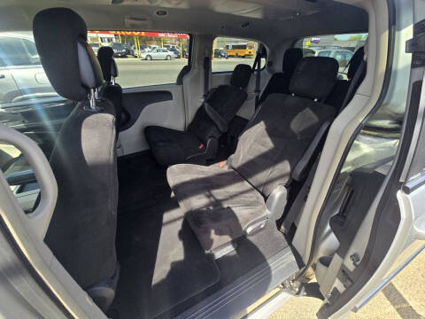 2012 Chrysler Town and Country Touring