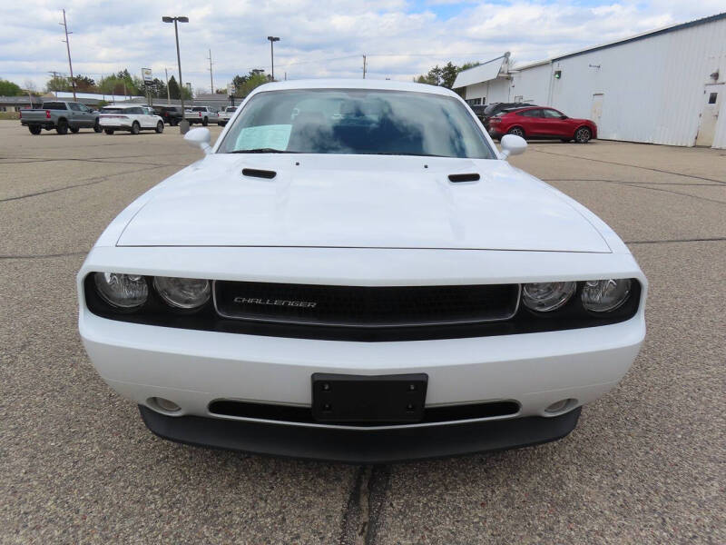 2013 Dodge Challenger SXT Plus