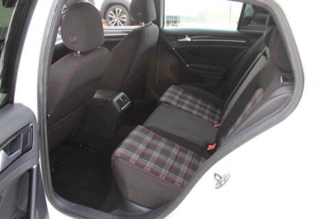 2016 Volkswagen Golf GTI S