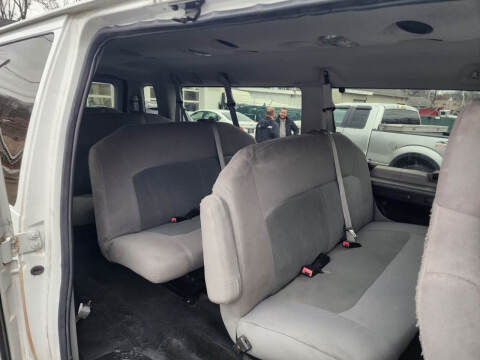 2014 Ford E-Series E-350 SD XLT