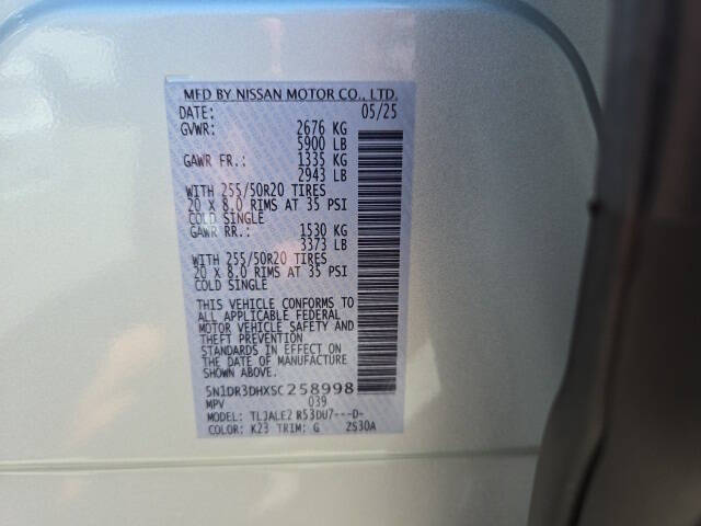 2025 Nissan Pathfinder Platinum