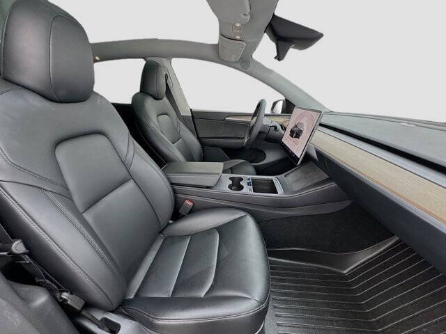 2024 Tesla Model Y Long Range