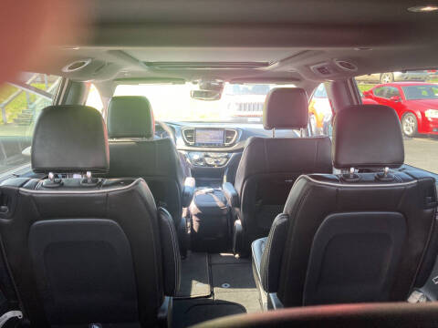 2025 Chrysler Pacifica Limited