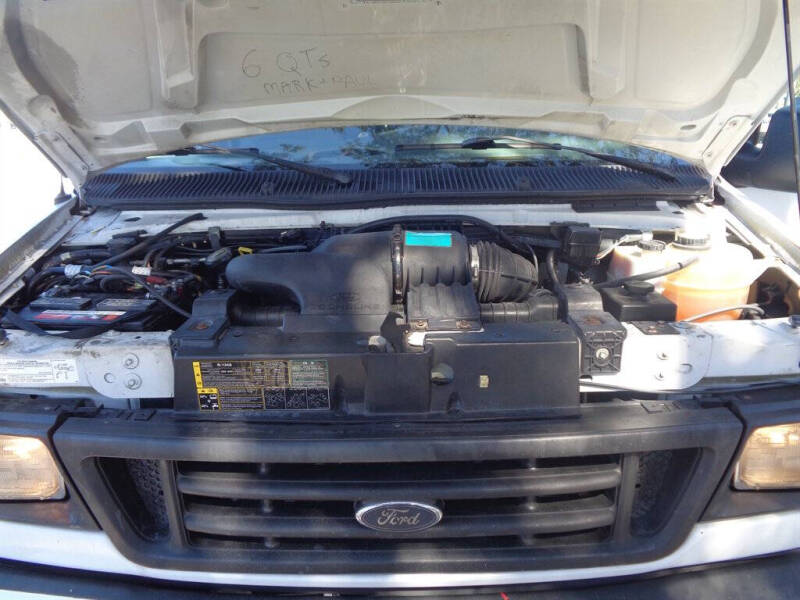 2006 Ford E-Series E-350 SD