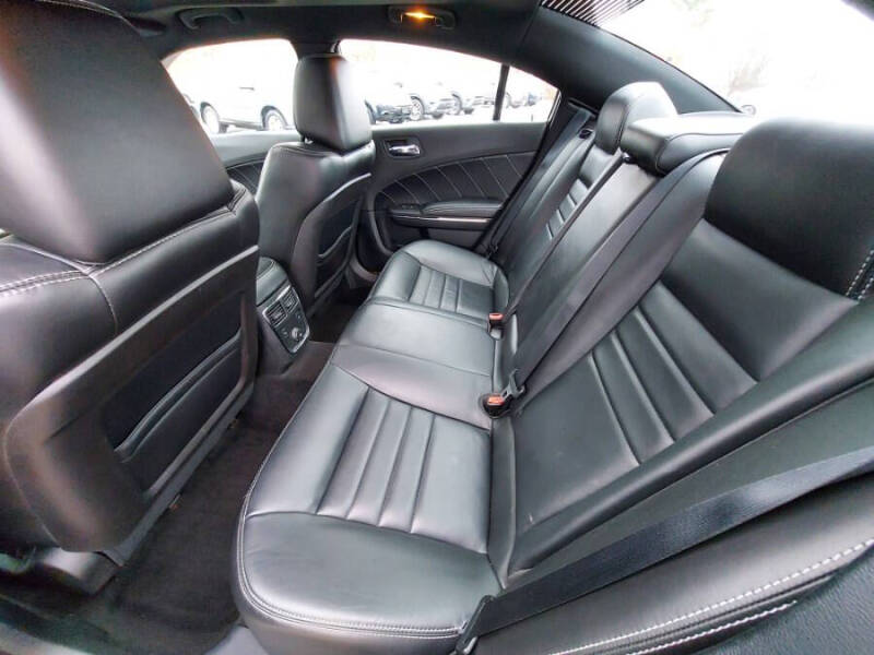 2014 Dodge Charger R/T Plus