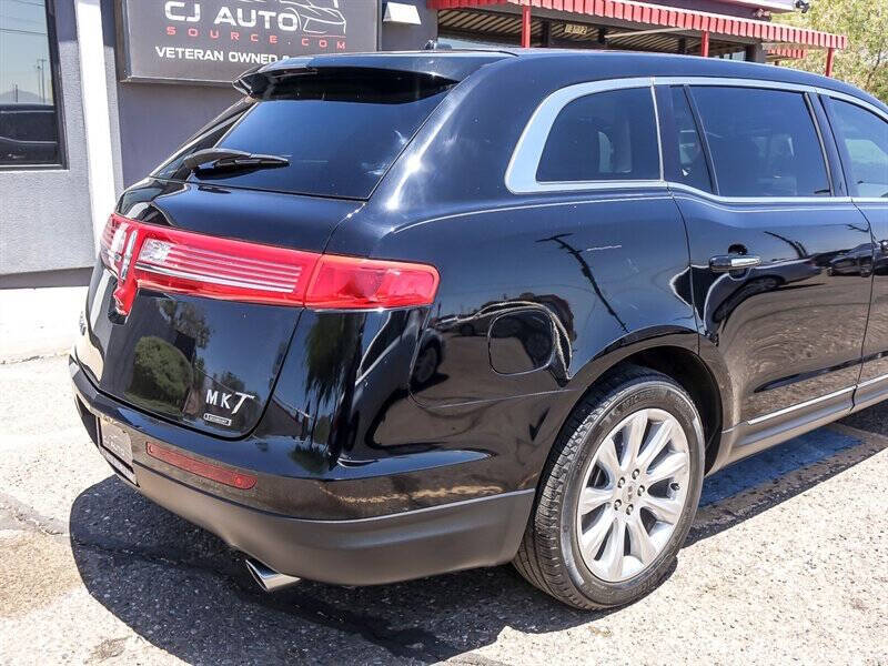 2016 Lincoln MKT EcoBoost