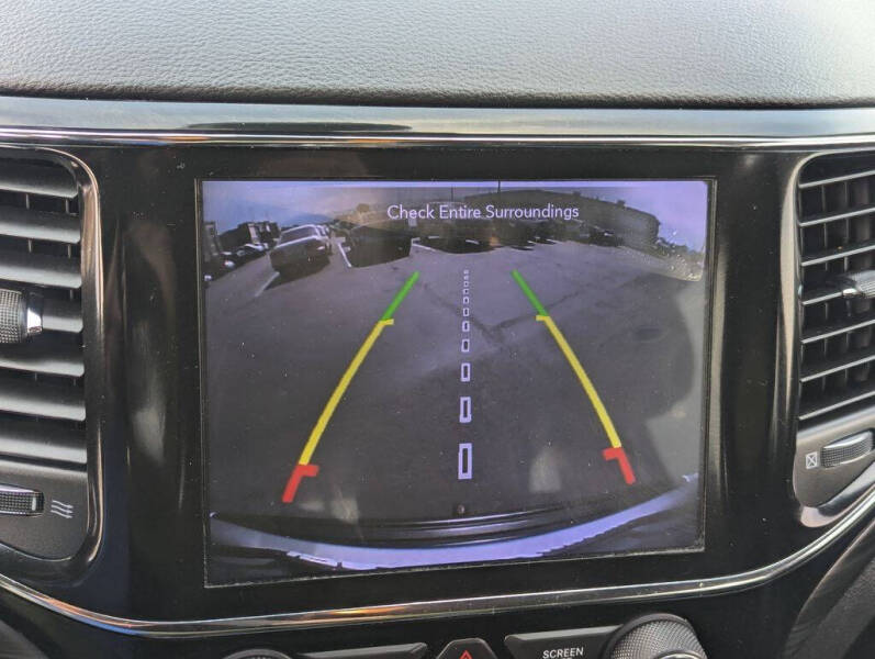 2019 Jeep Grand Cherokee Laredo E