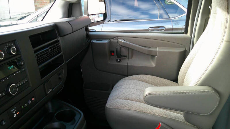 2020 Chevrolet Express 2500