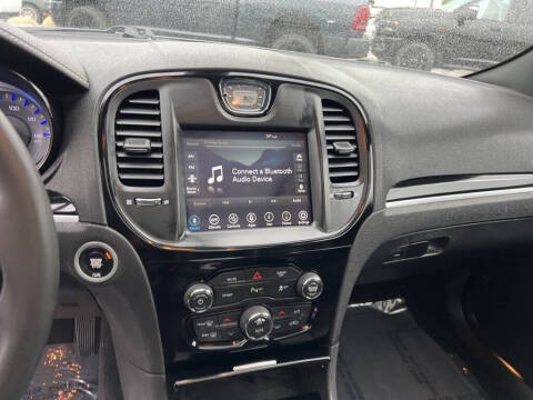 2023 Chrysler 300 S V6