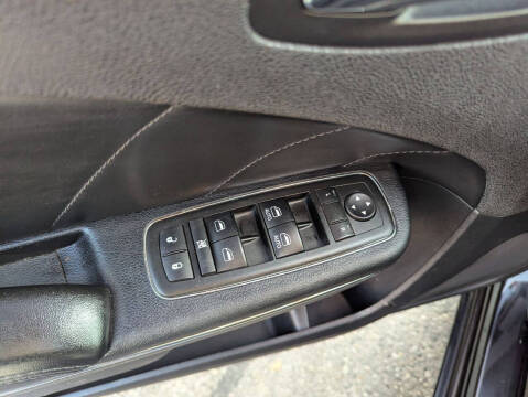 2012 Dodge Charger R/T