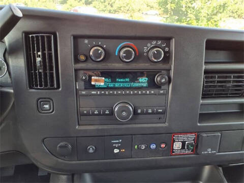 2025 Chevrolet Express 2500