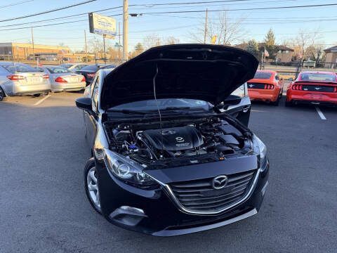2015 Mazda MAZDA3 i Sport