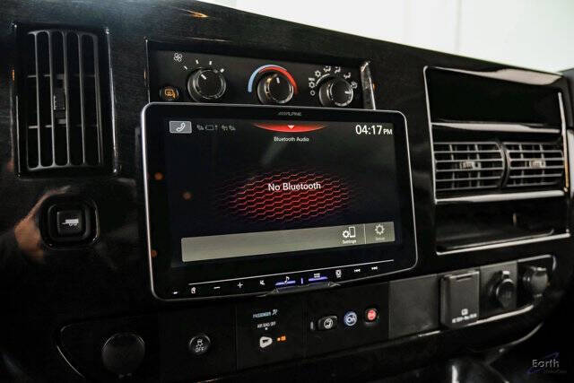 2023 Chevrolet Express 2500