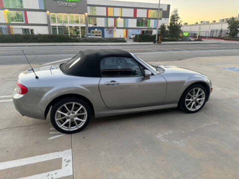 2010 Mazda MX-5 Miata Sport