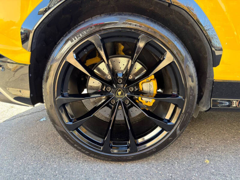 2020 Lamborghini Urus