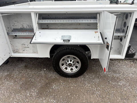 2022 Chevrolet 3500HD Regular Cab 4x4