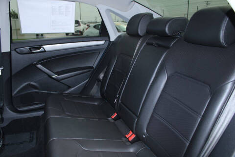 2021 Volkswagen Passat SE