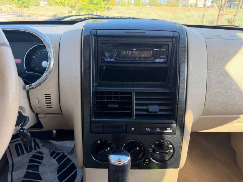 2006 Ford Explorer XLT