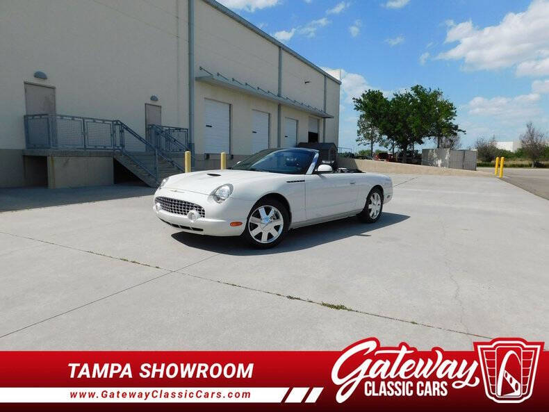 2002 Ford Thunderbird Deluxe