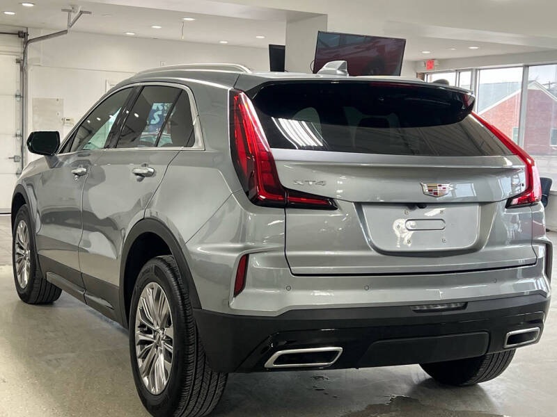 2024 Cadillac XT4 Premium Luxury photo 6