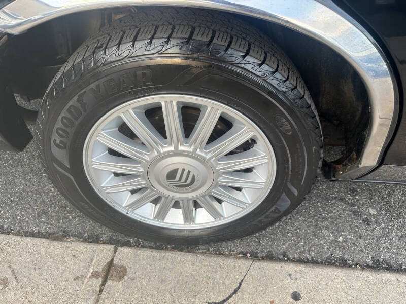 2010 Mercury Grand Marquis LS