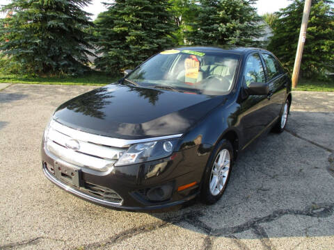 2012 Ford Fusion for sale at Richfield Car Co in Hubertus WI