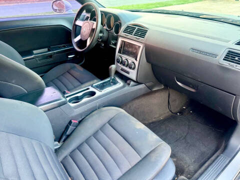 2010 Dodge Challenger SE