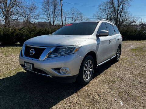 2013 Nissan Pathfinder for sale at PUTNAM AUTO SALES INC in Marietta OH