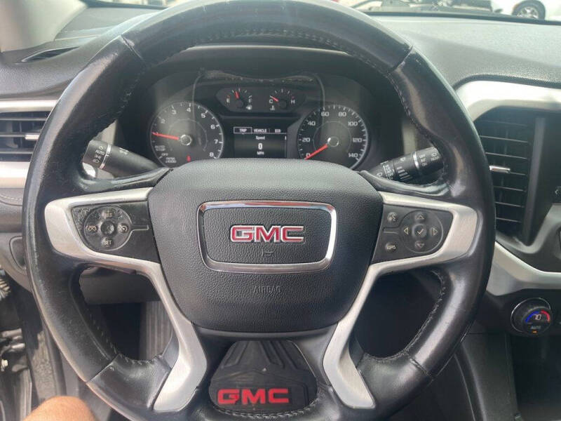 2018 GMC Acadia SLE-1