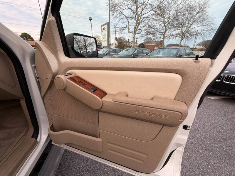 2010 Ford Explorer Eddie Bauer