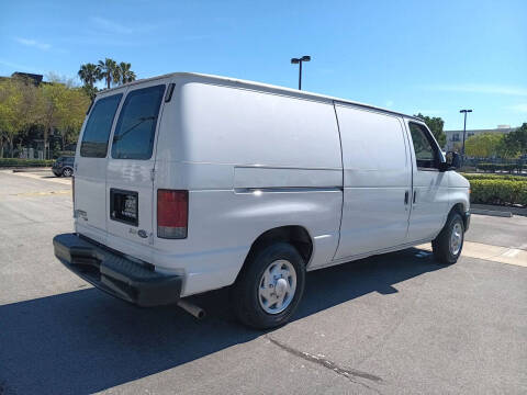 2013 Ford E-Series E-150