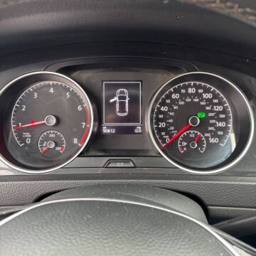 2019 Volkswagen Golf SE