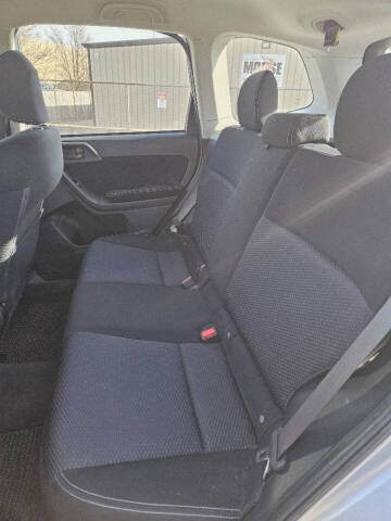 2014 Subaru Forester 2.5i