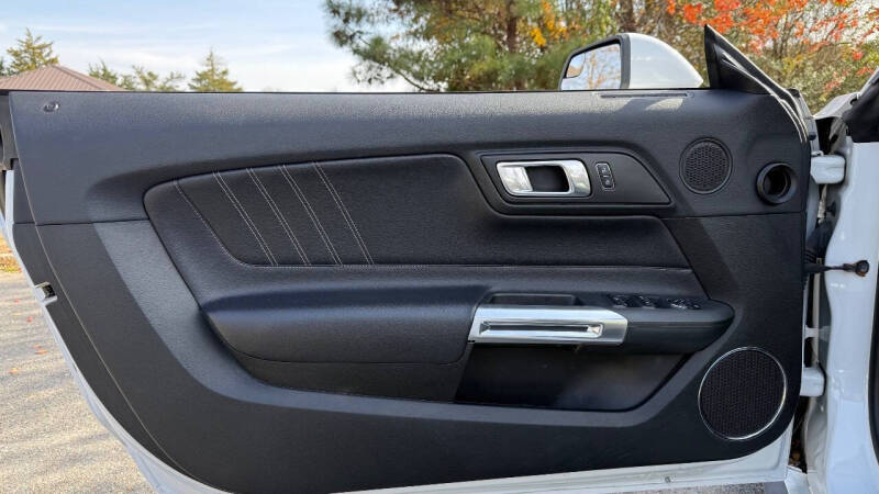 2020 Ford Mustang EcoBoost Premium