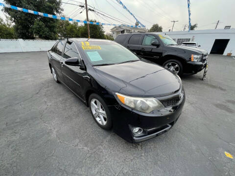 2013 Toyota Camry for sale at ROMO'S AUTO SALES in Los Angeles CA