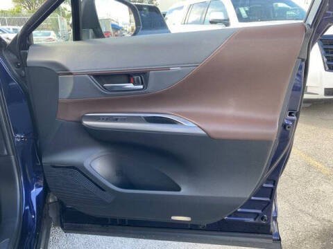 2023 Toyota Venza XLE