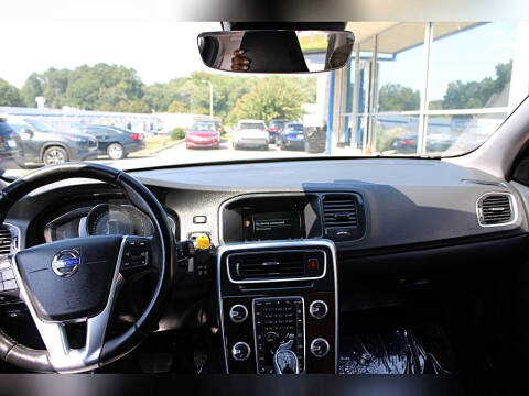 2017 Volvo V60 T5 Premier