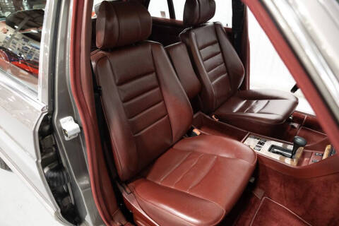 1988 Mercedes-Benz 560-Class 560 SEL