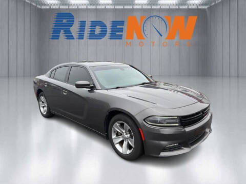 2016 Dodge Charger SXT