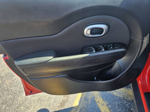 2017 Kia Soul +
