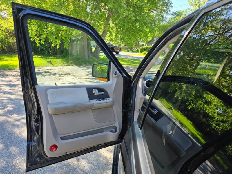 2004 Ford Expedition Eddie Bauer