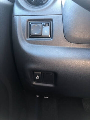 2019 Nissan Versa S Plus