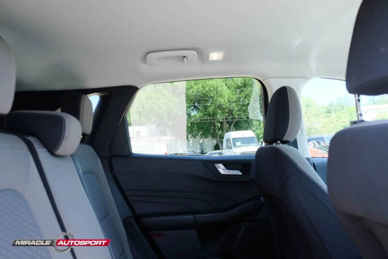 2021 Ford Escape SE