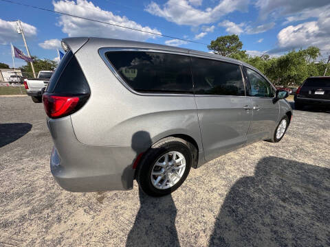2017 Chrysler Pacifica LX