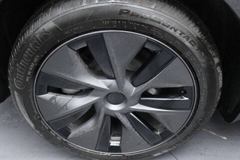 2025 Tesla Model Y Long Range