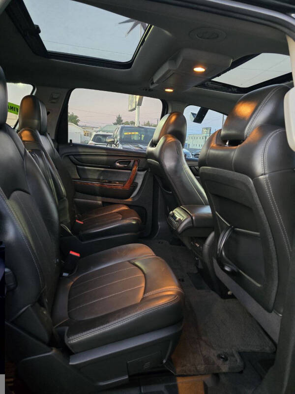 2014 Chevrolet Traverse LTZ