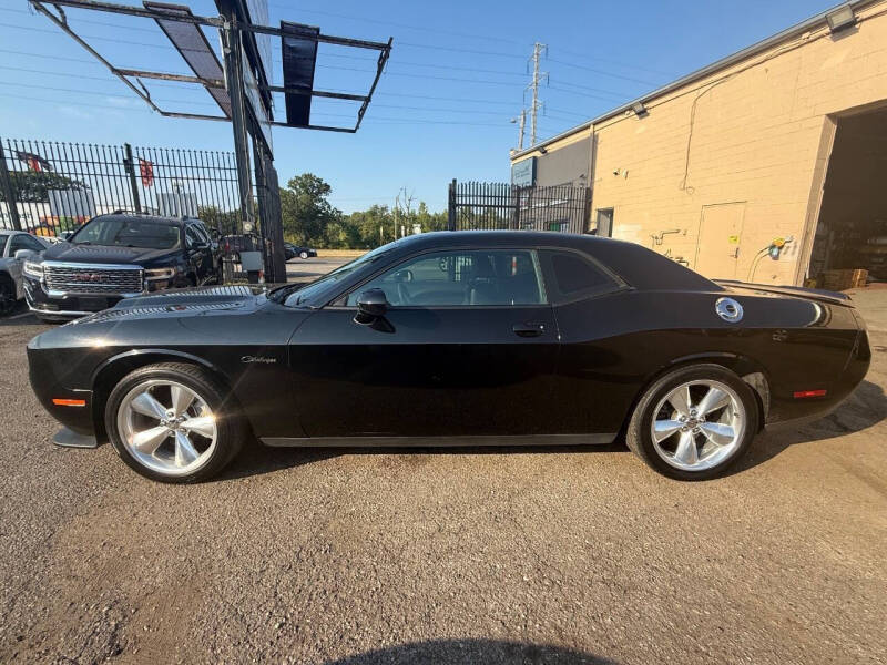 2016 Dodge Challenger R/T Plus