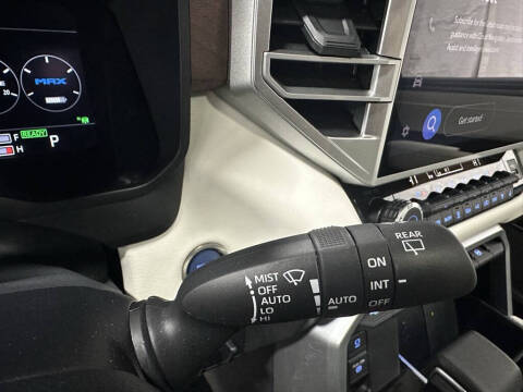 2024 Toyota Sequoia Capstone