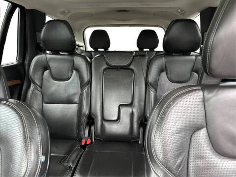 2016 Volvo XC90 T8 eAWD Inscription